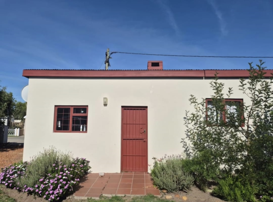 4 Bedroom Property for Sale in Albertinia Western Cape